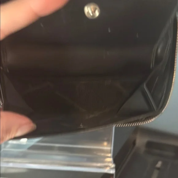 Ferragamo Black Leather Wallet - Picture 10 of 10